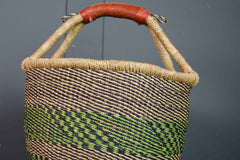 Veta Vera round foraging basket