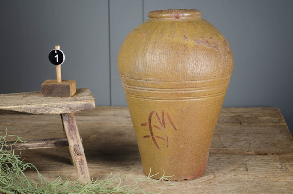 home barn chinese vase