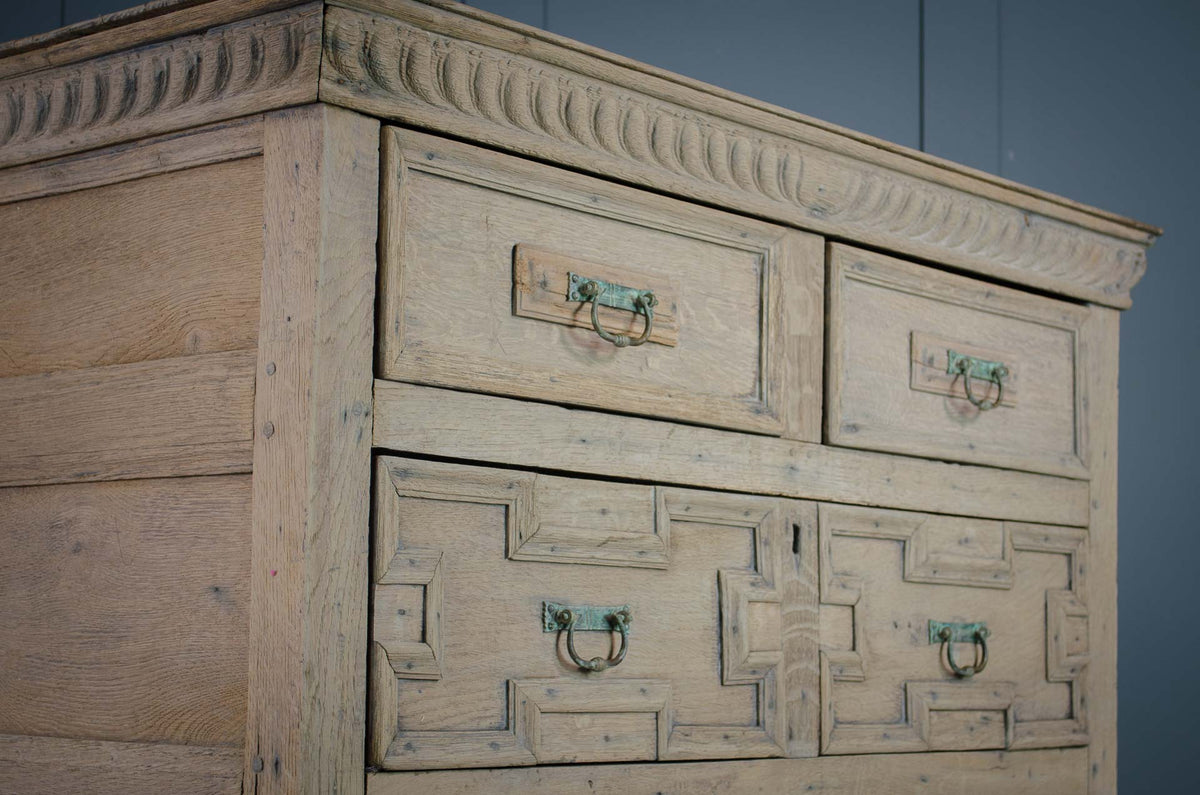 ANTIQUE WORKBENCH