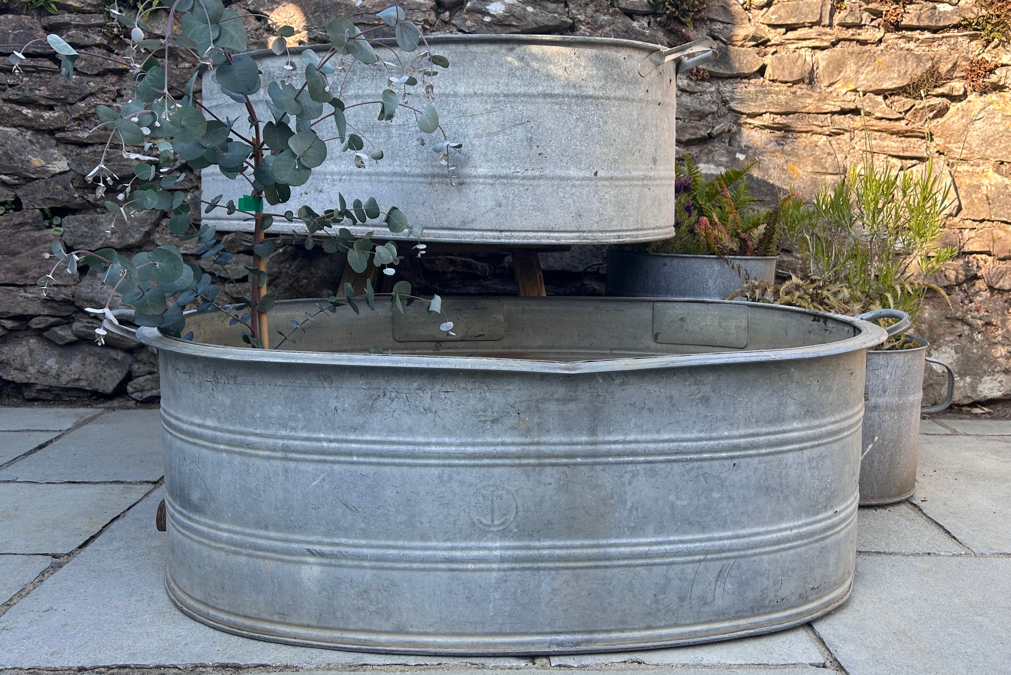 Large reclaimed bath planter