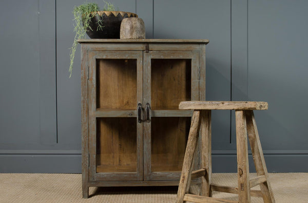 Glass tv unit in grey