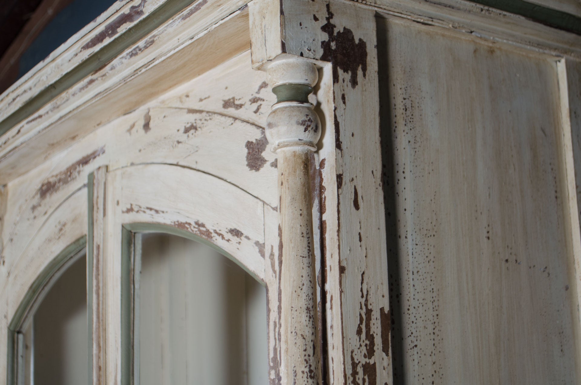 
Solid wooden dresser cabinet in cream paint with green highlights