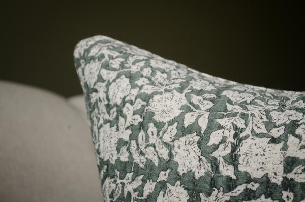 Garden trading Provence cushion