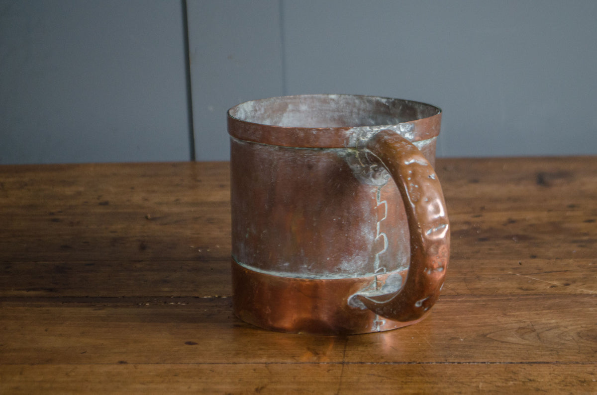 Large French copper tavern mug with curved handle