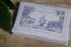 Simon Coll Spanish drinking hot chocolate bar