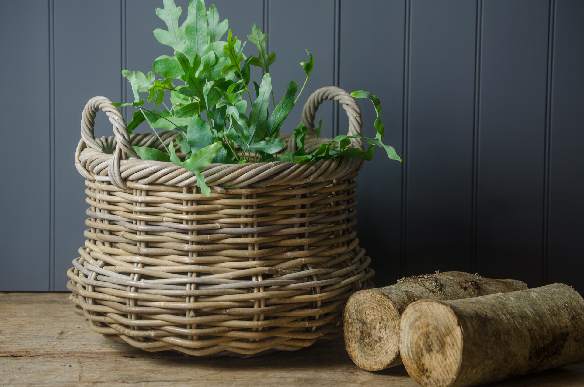 
round wicker log basket