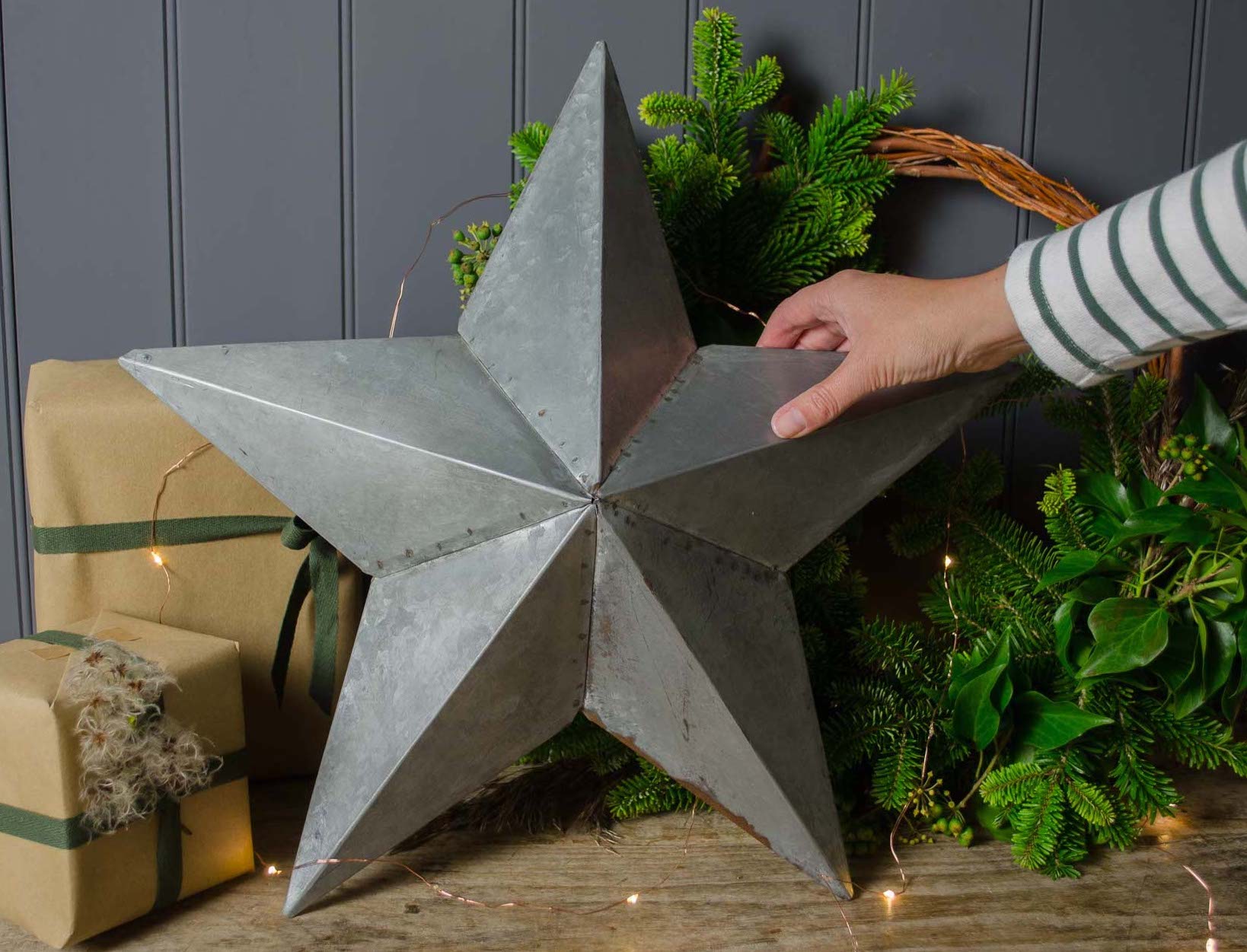 Reclaimed metal barn star