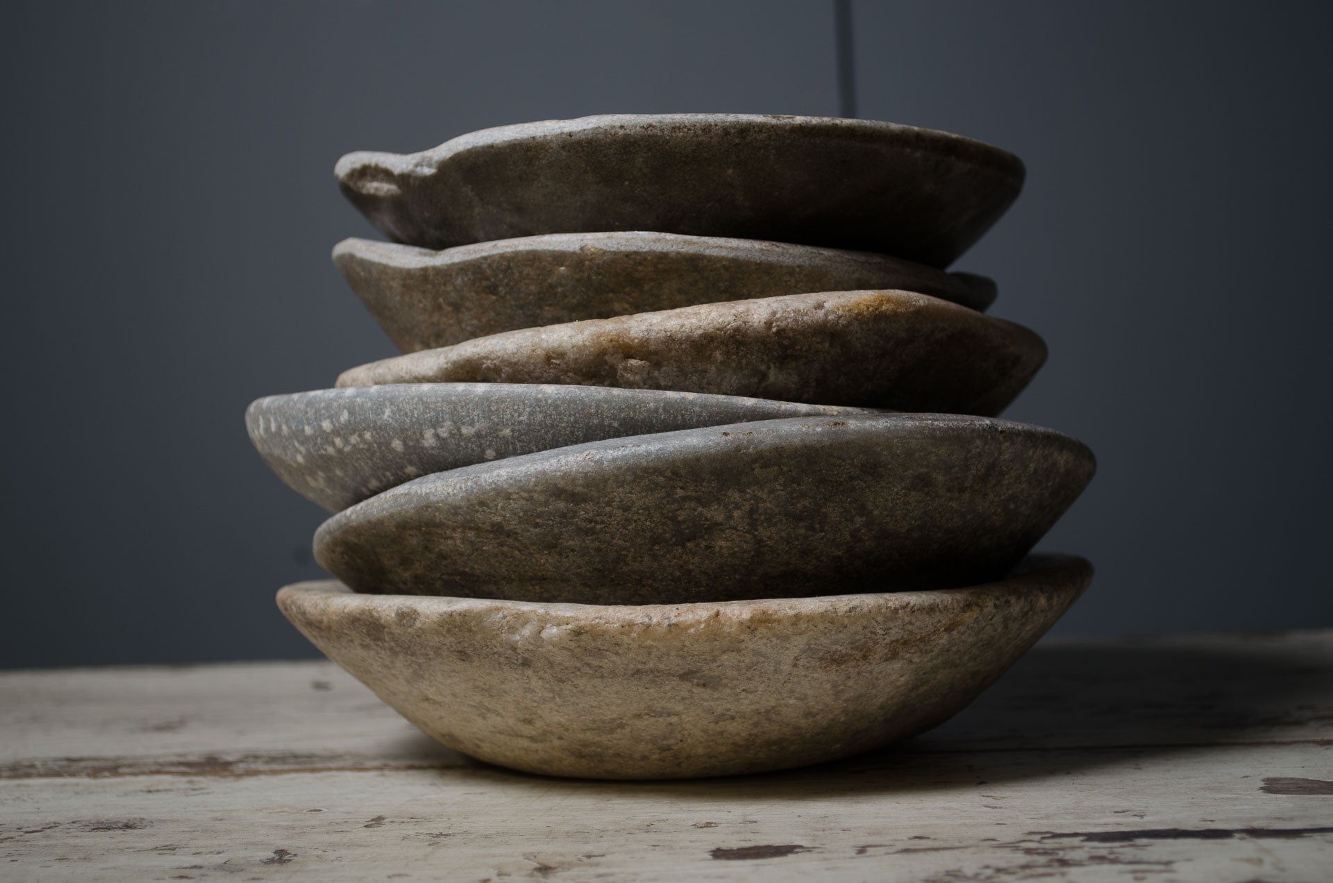 antique marble bowl, Indian stone bowl, spice grinding bowl, vintage kitchen decor, rustic marble dish, hand-carved stone bowl, coffee table decor, Indian kitchenware, marble serving bowl, decorative stone bowl, reclaimed marble vessel, artisan homeware