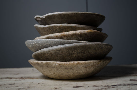 antique marble bowl, Indian stone bowl, spice grinding bowl, vintage kitchen decor, rustic marble dish, hand-carved stone bowl, coffee table decor, Indian kitchenware, marble serving bowl, decorative stone bowl, reclaimed marble vessel, artisan homeware
