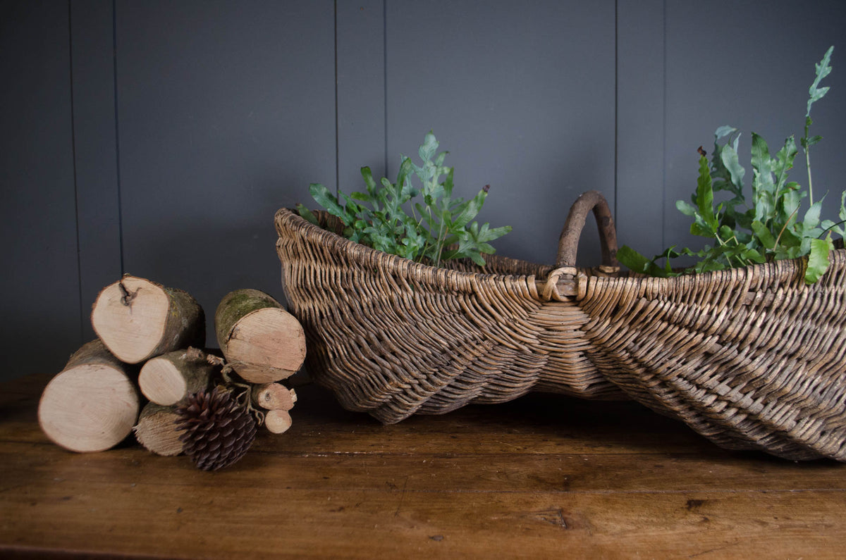 
19th century French grape vineyard buttocks basket