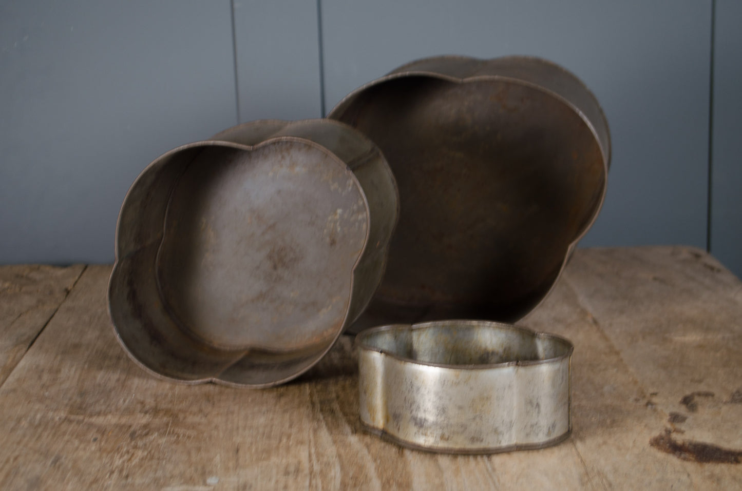 Vintage cake tins