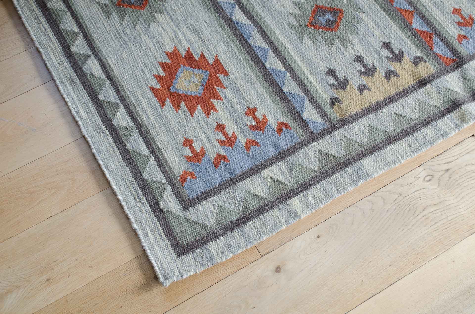 
washable kilim rug